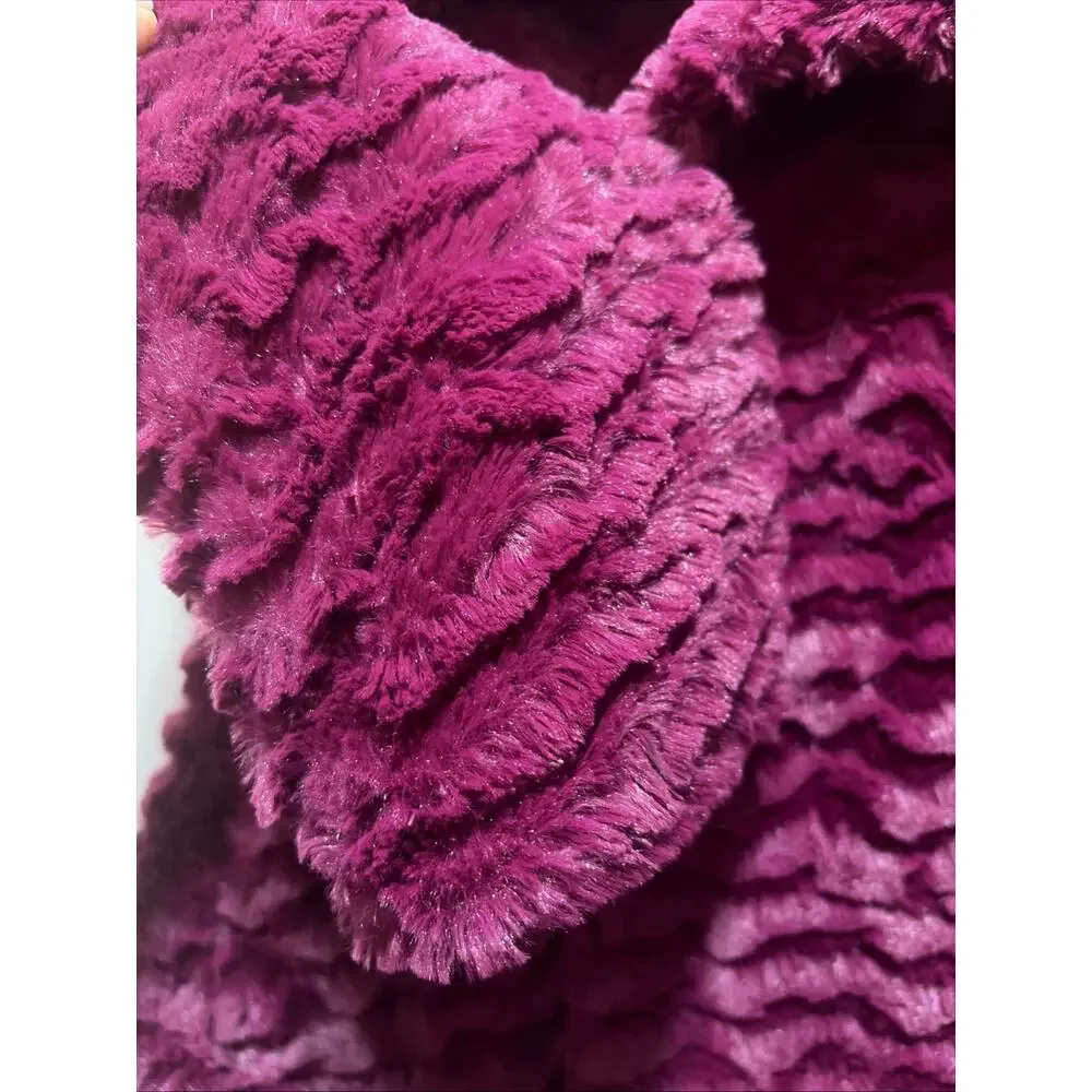 Patagonia Girls Youth Pelage Jacket Magenta Faux Fur Jacket Coat Sz 10 EUC